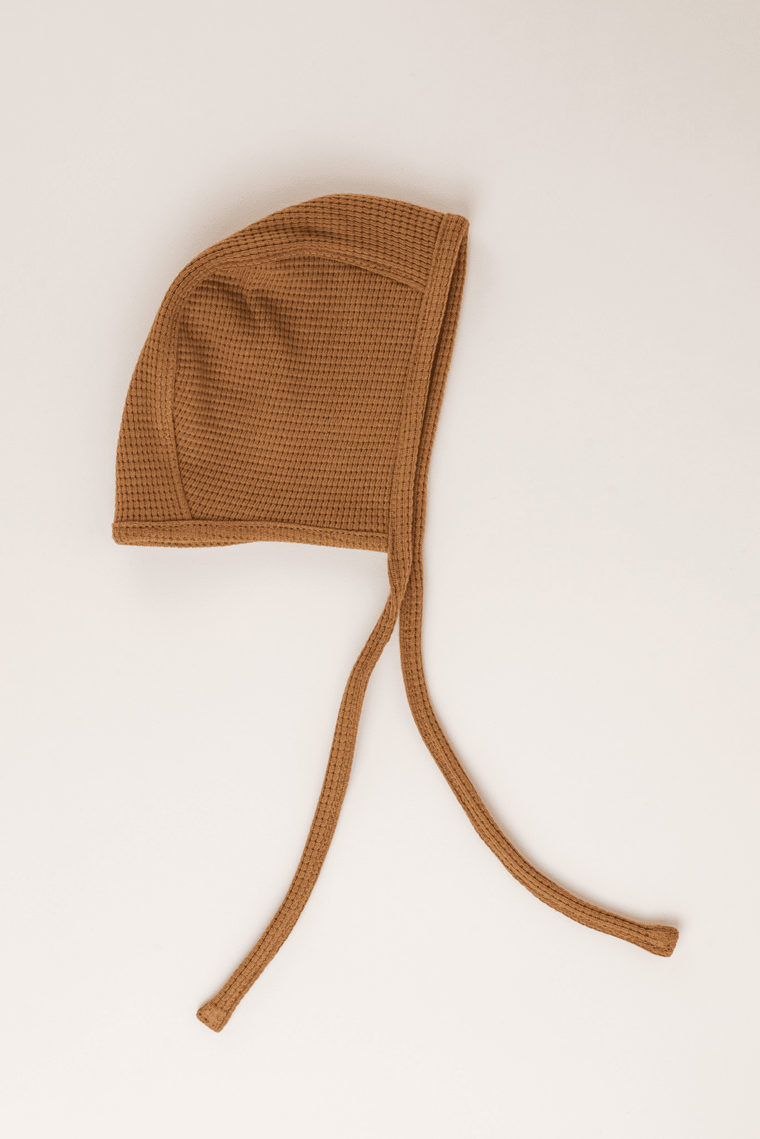 Gorro de punto para bebé color caramelo (-20%)