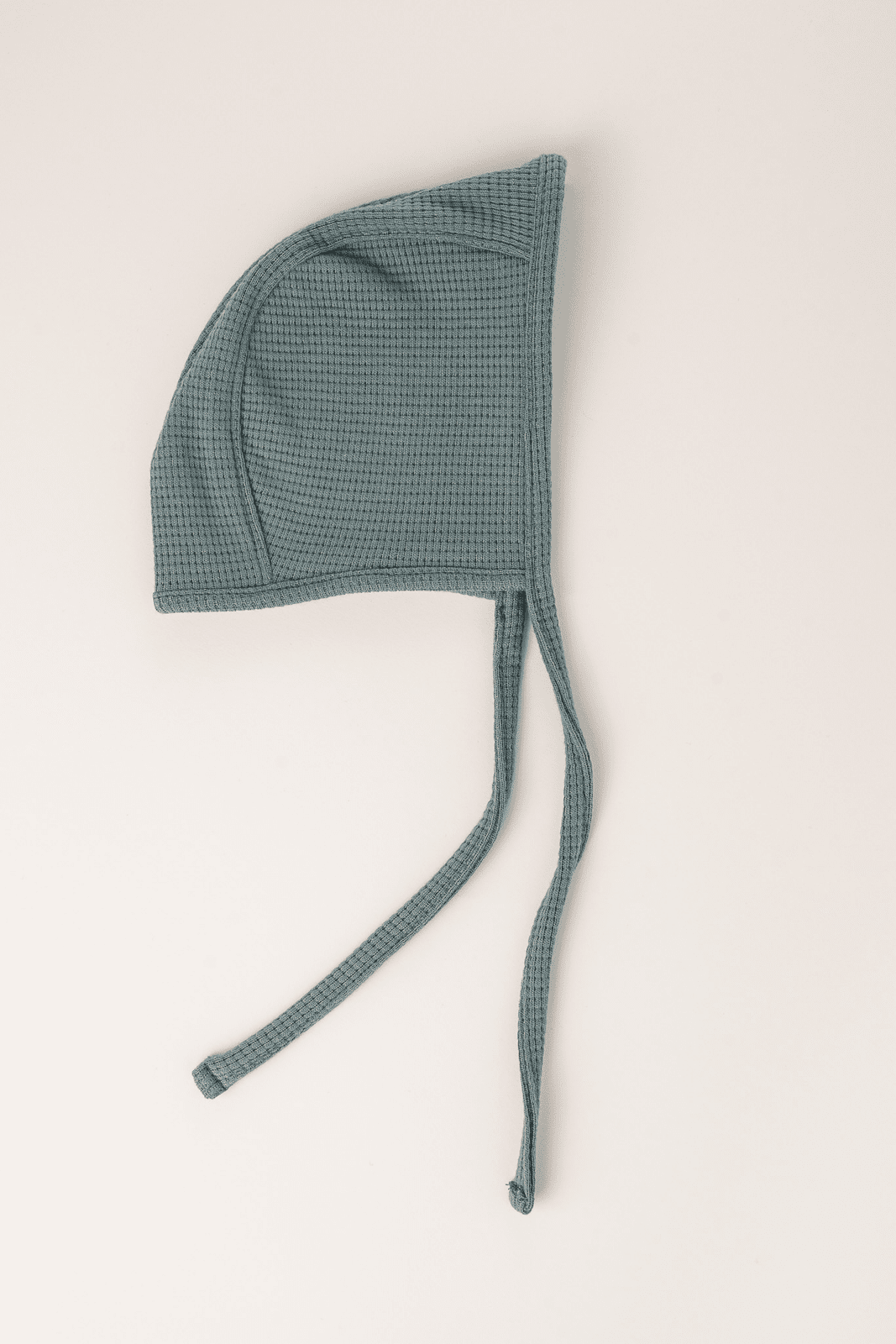 Gorro de bebé de punto verde salvia